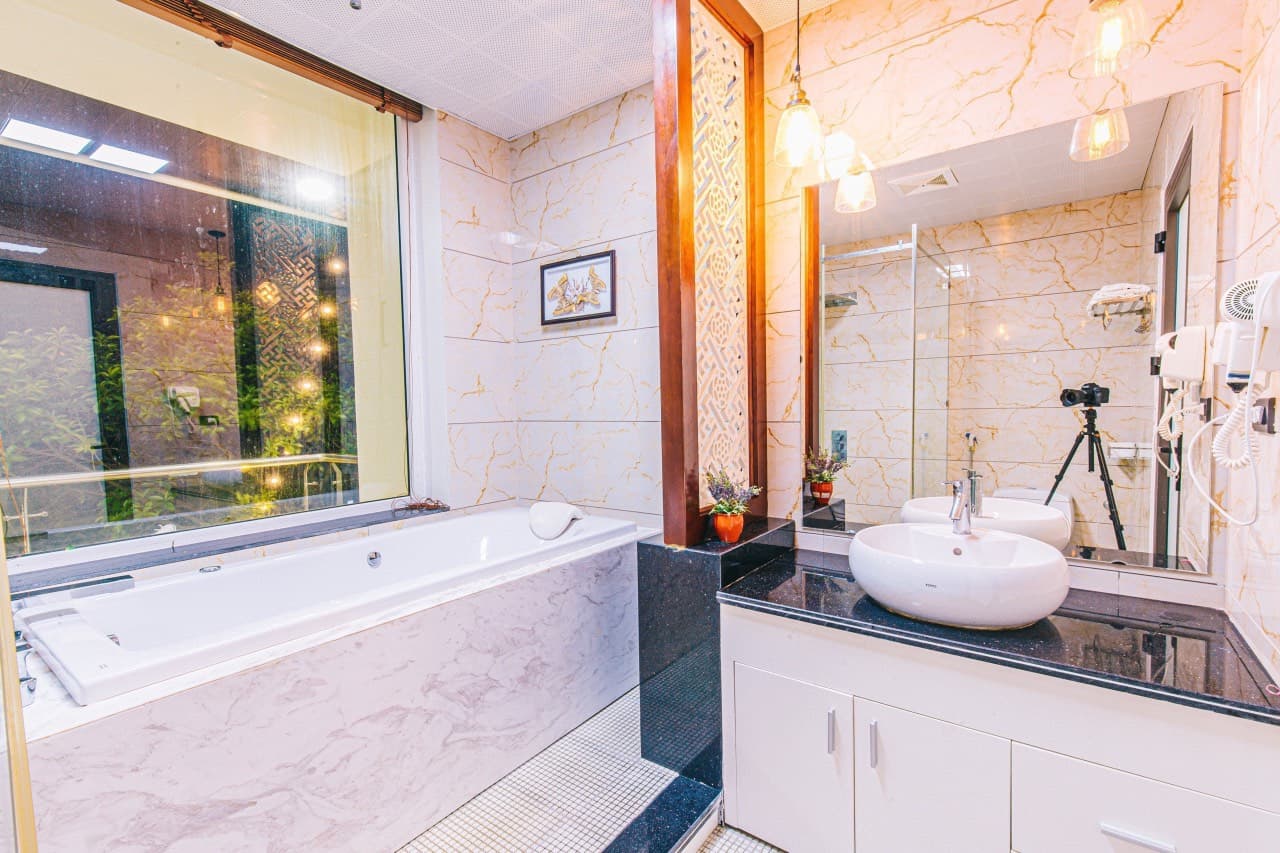 bathroom-01